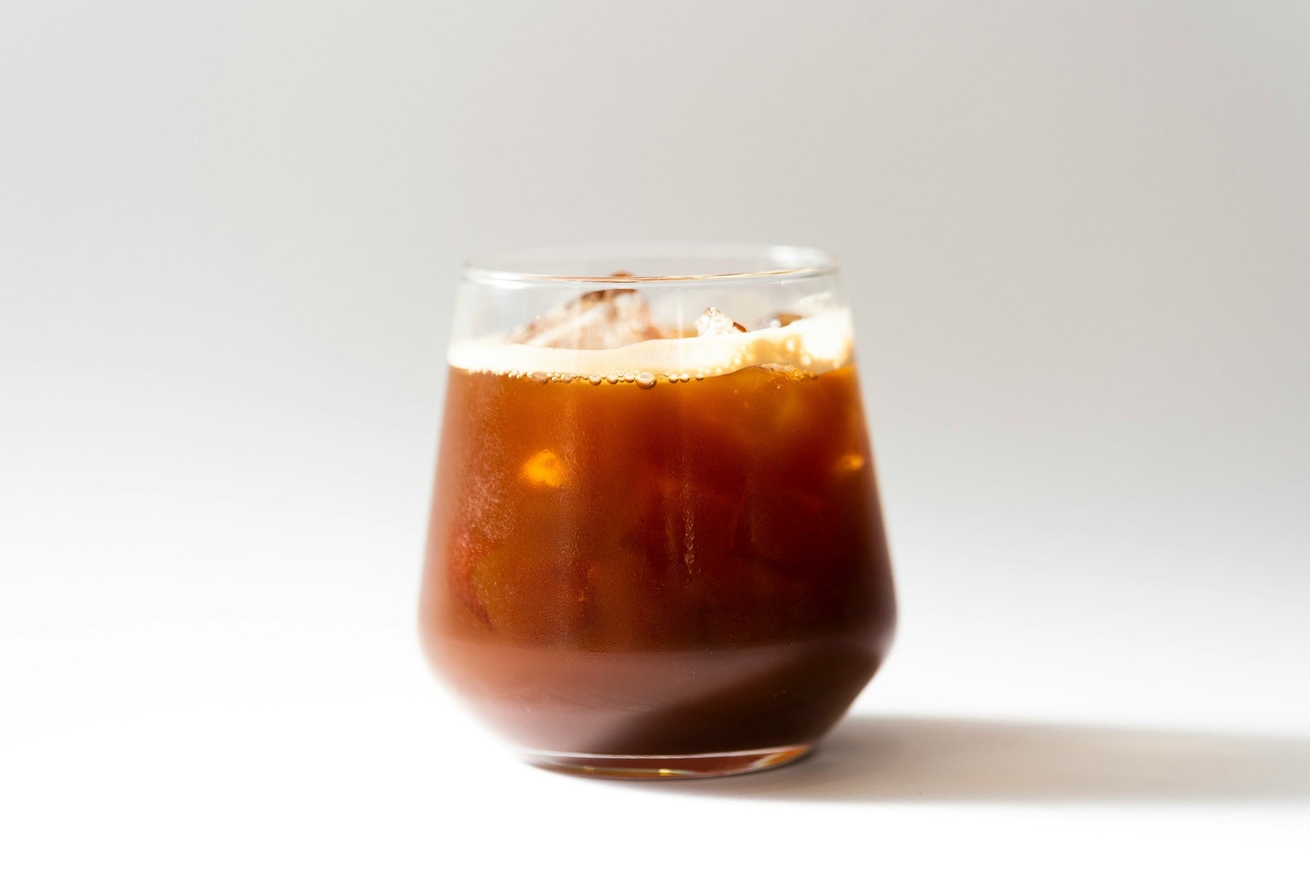 Cold Brew Kaffee: Sommerdrink für Kaffeeliebhaber:innen