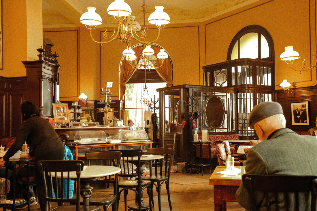 Wiener Kaffeehaus: mehr als nur Kaffee & Kuchen