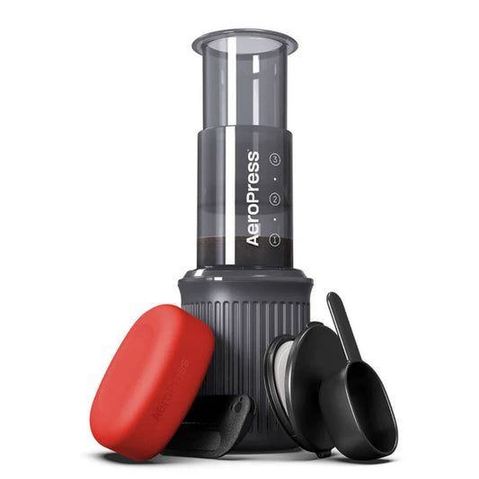 AeroPress Coffee Maker - Go inkl. 100 Papierfilter