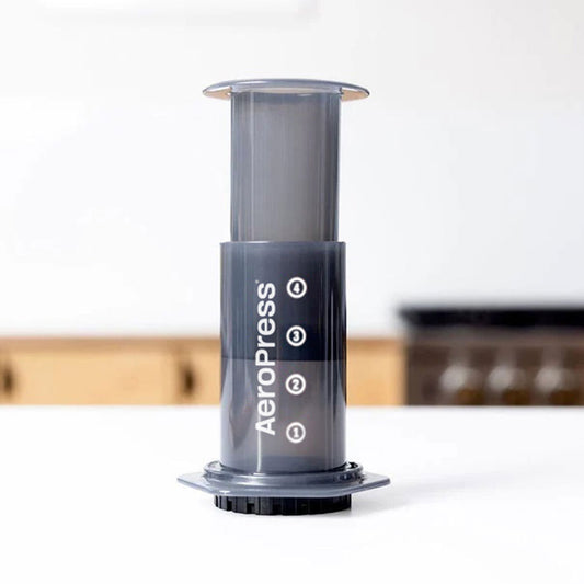 AeroPress Coffee Maker - Das Original inkl. 100 Papierfilter