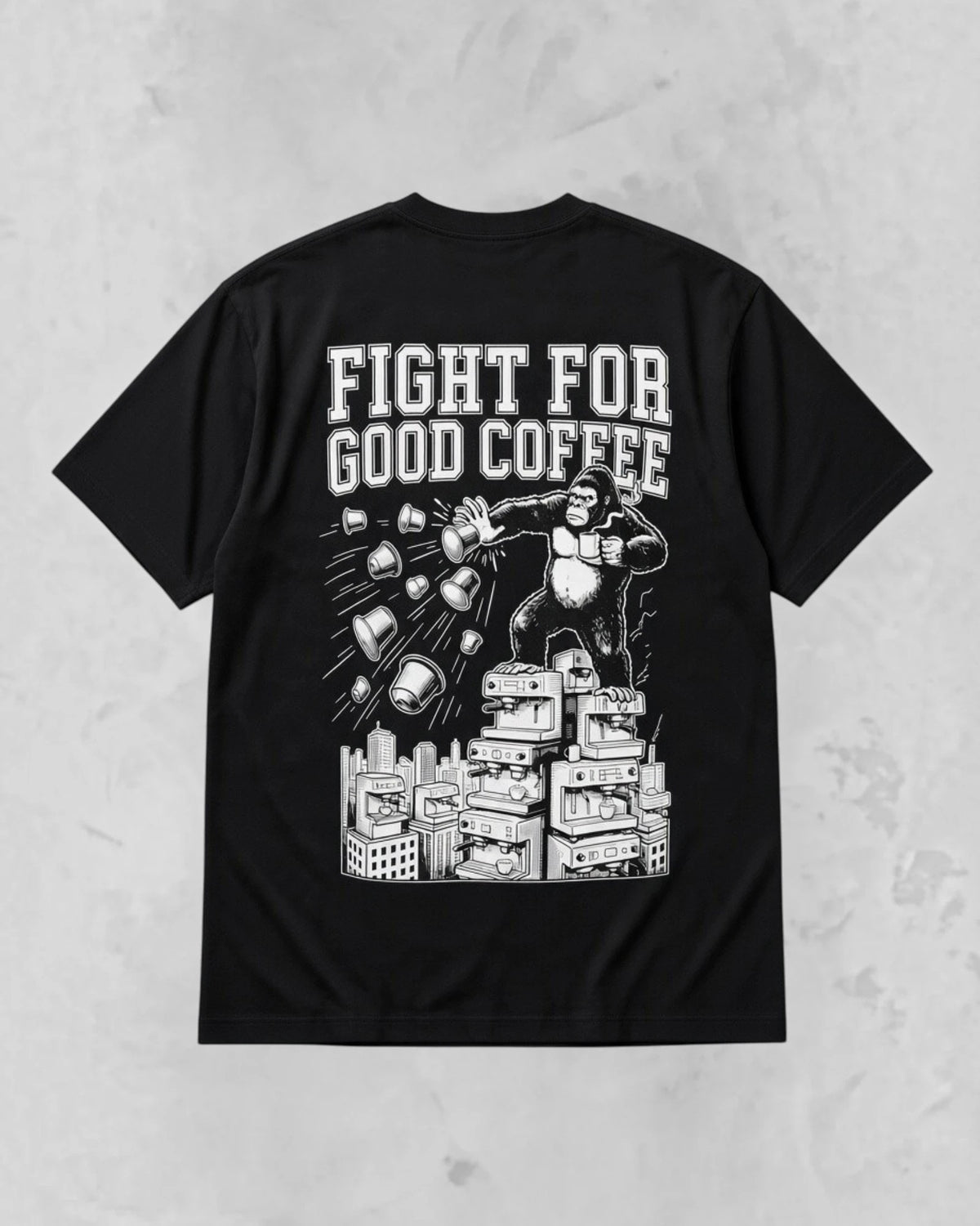 Schwarzes XTRACTD Urban Ape T-Shirt als Flatlay mit großem Rückenmotiv Fight for Good Coffee